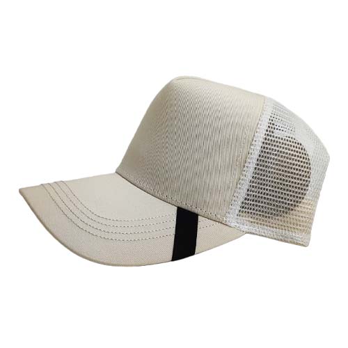 gorra de malla crema con visera curva crema y frente color crema